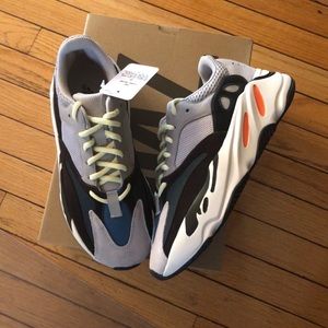 Meet your Posher, Axel